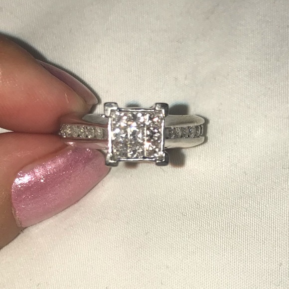 Rosy Blue Jewelry Jewelry - 1 Carat Diamond Princess Ring